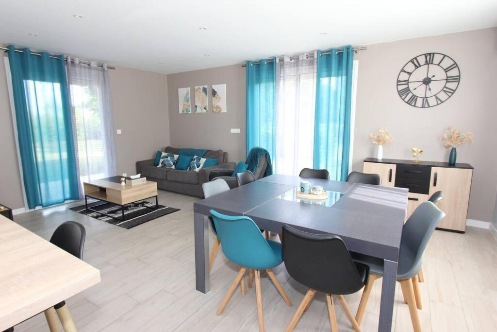 Maison Climatisee Avec Parking Villa